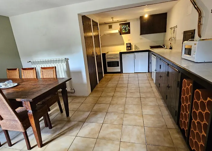 Font Neuve سويلاك