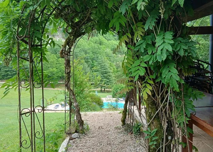 Font Neuve Сasa de vacaciones Souillac